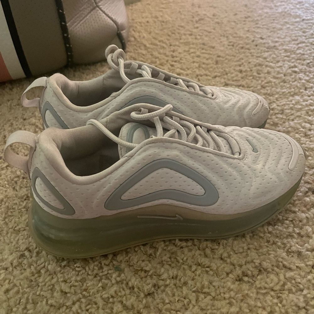 Mike air max 270